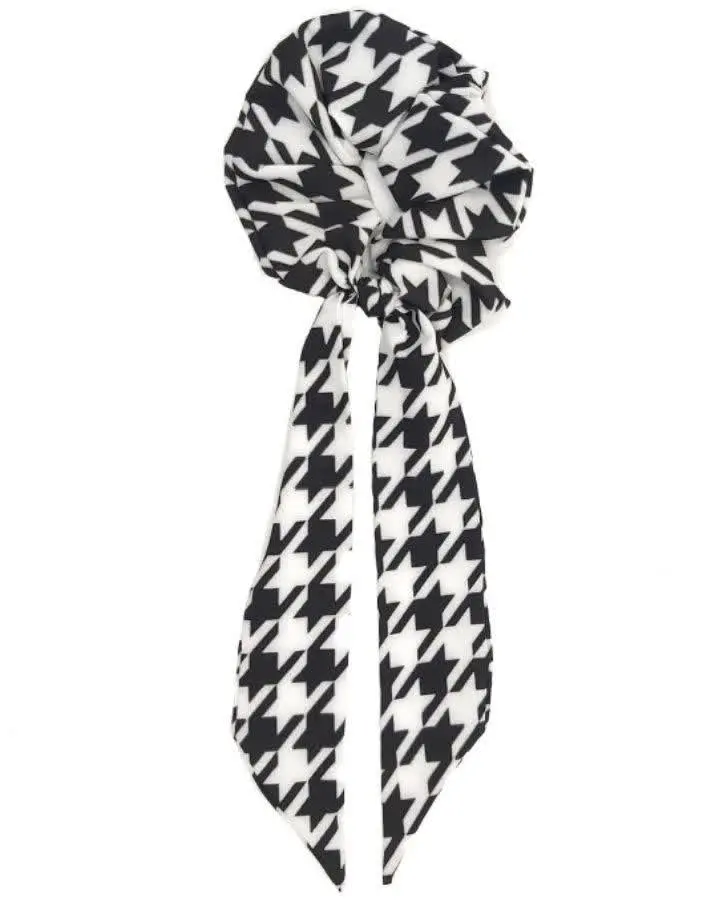 مدل: طرح برند سیاه و سفید
