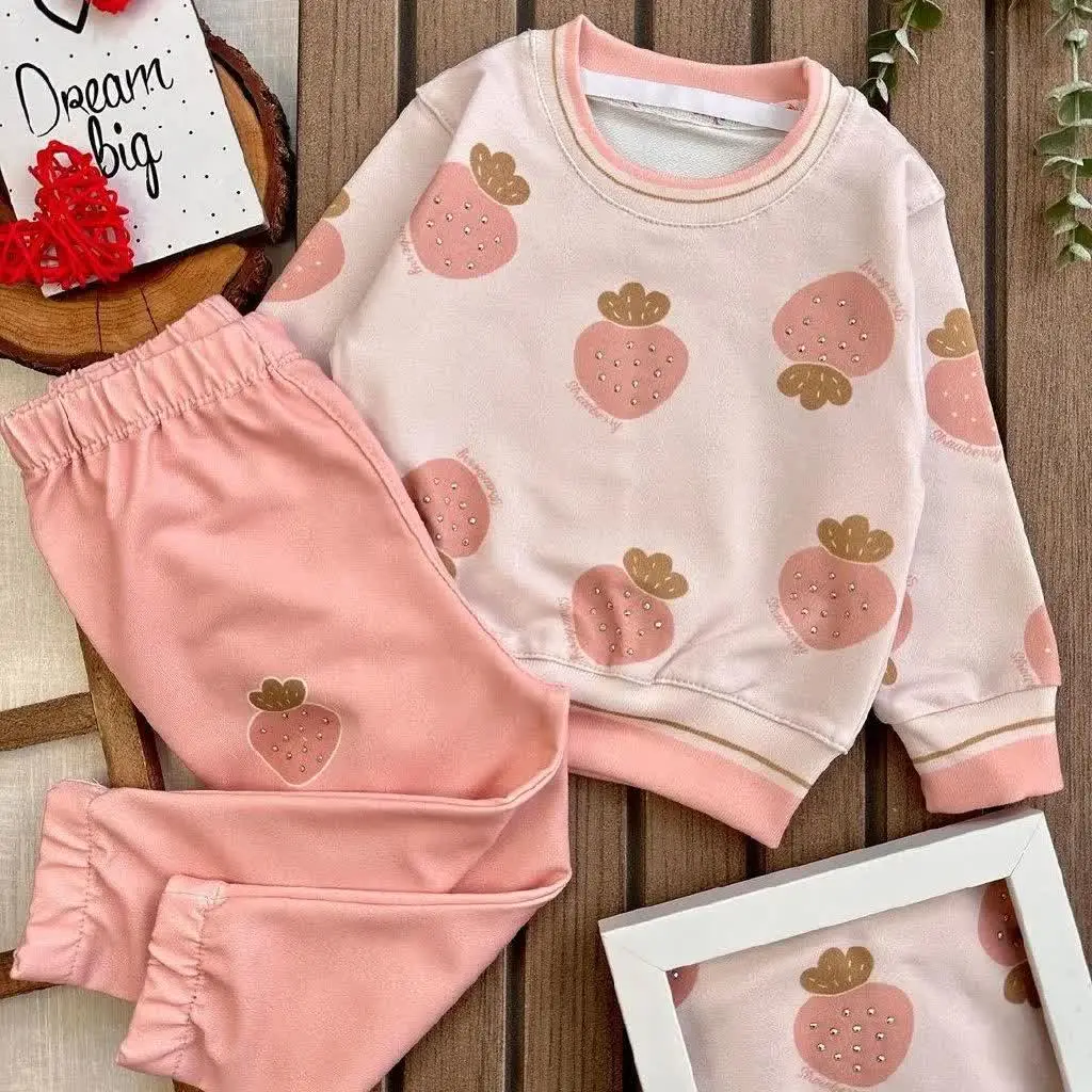 بلوز شلوار توت فرنگی😍
