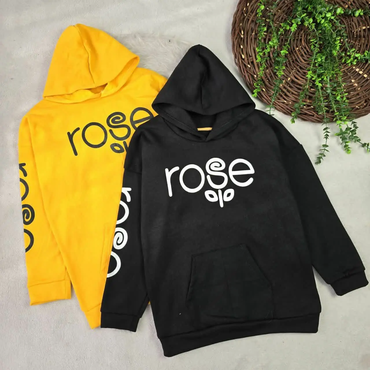 🍁 نام: هودی رز
