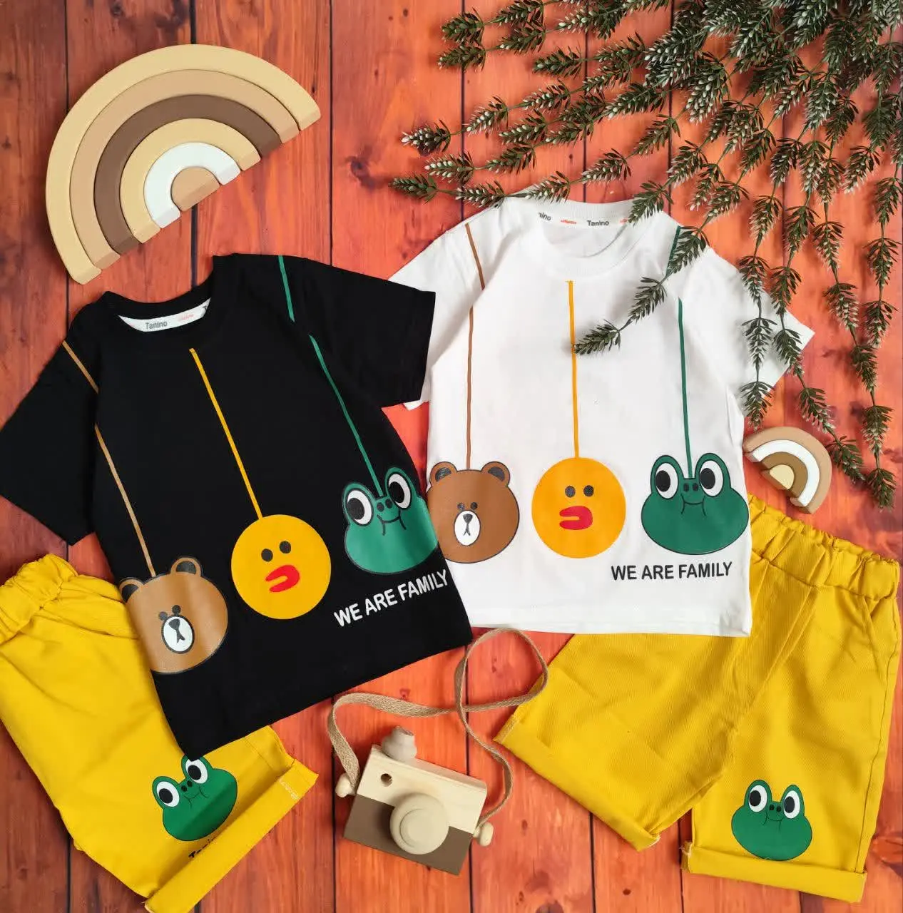 😍ست تیشرت وشلوارک فامیلی، جنس تیشرت پنبه، جنس شلوارک کتان با کیفیت عاااالی 🤌
