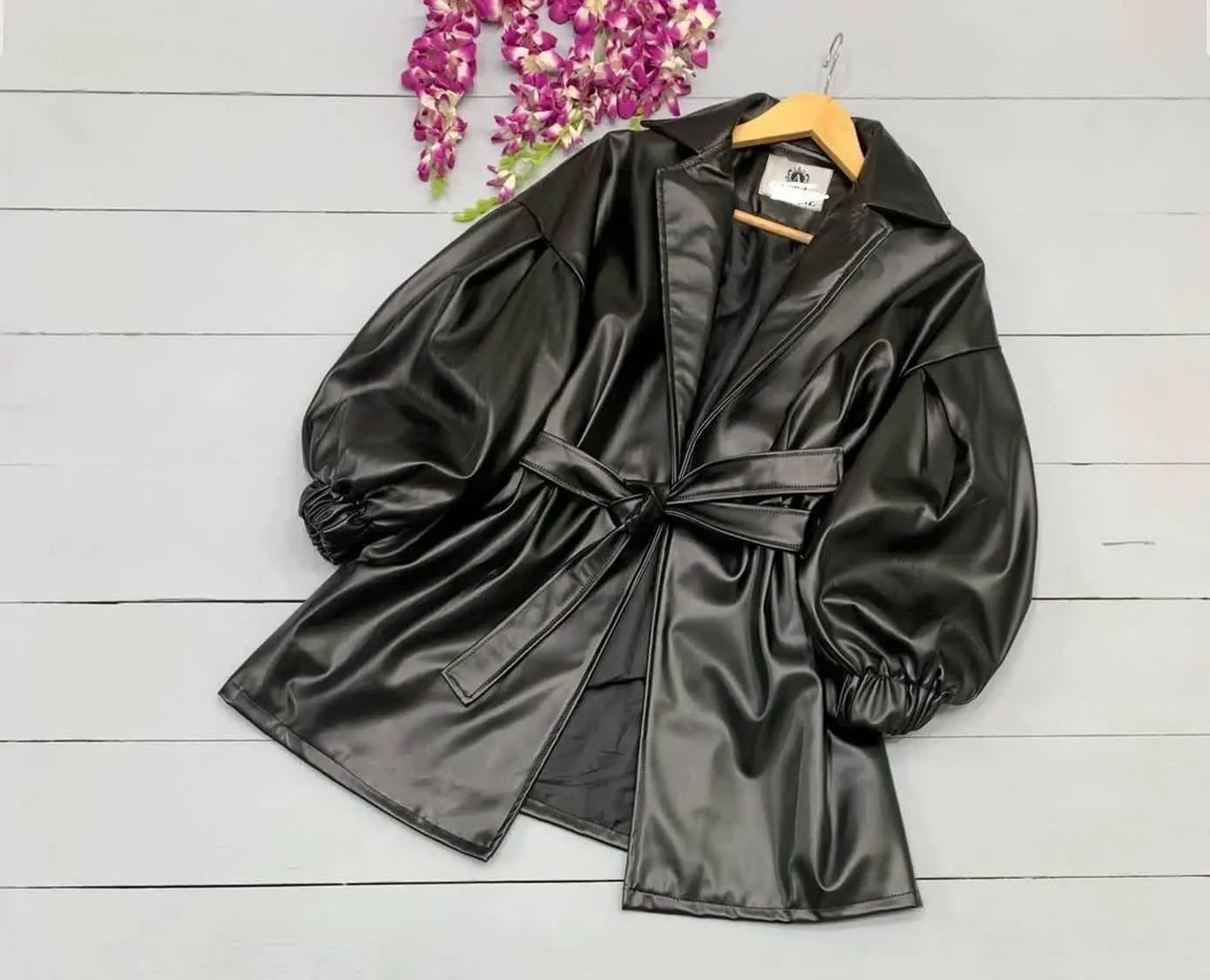 👚نام: کت چرم
