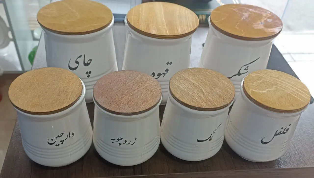 بانکه سرامیکی خمره‌ای خط دار

