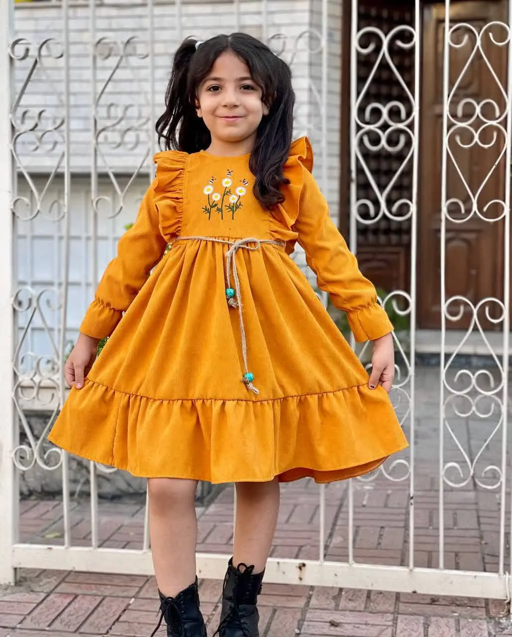 سارافون مخمل کبریتی زنبور 
