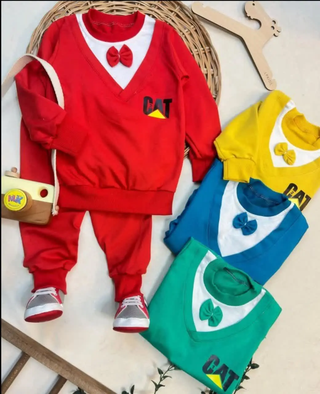 بلوز شلوار مجلسی کیا میخواستن؟ تازه جنسش هم‌دورس باشه و خیلی با کیفیت باشه 😍
