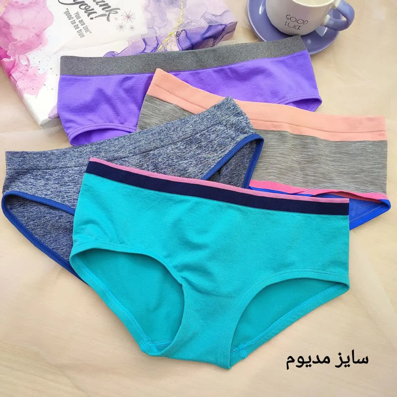 حتی تو فیلمم نتونستم کیفیت این شورتو نشون بدم، فقط باید از نزدیک ببینی🥰😍
