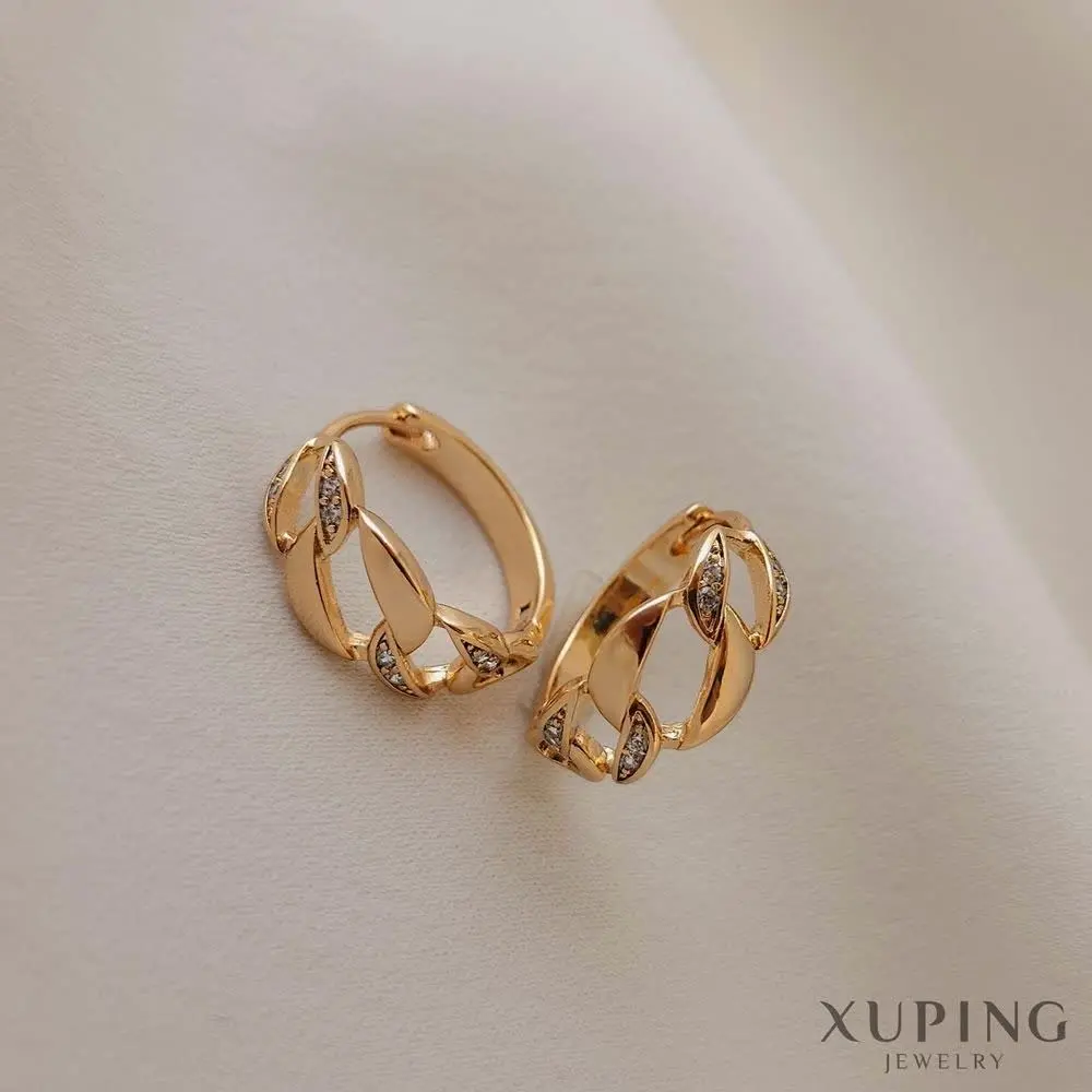 ⚜️ گوشواره کارتیر نگین دار...