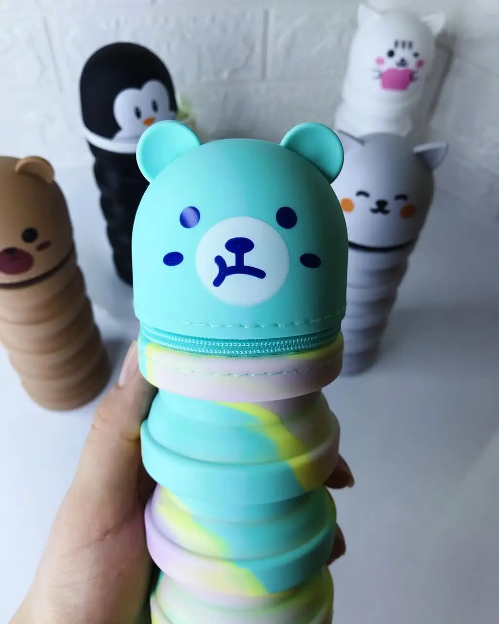 اگه یه جامدادی نرمولی میخواین که خاص و گوگولی هم باشه تا تموم نشده سفارشتونو ثبت کنین🙈
