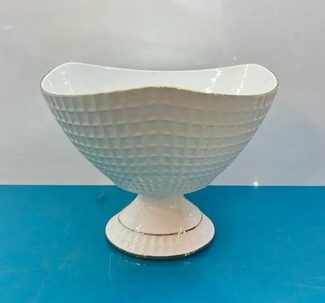کاسه میوه خوری پایه دار
