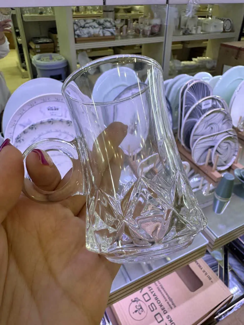 استکان تراشدار چایخوری کمرباریک 😍
