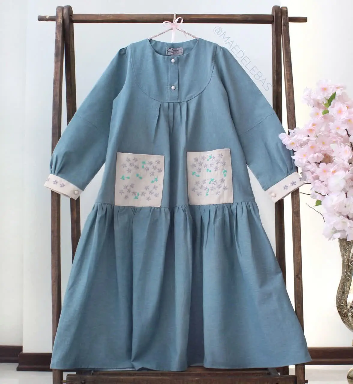 شب عیدتون بخیر باشه مهربونا 😍🌸
