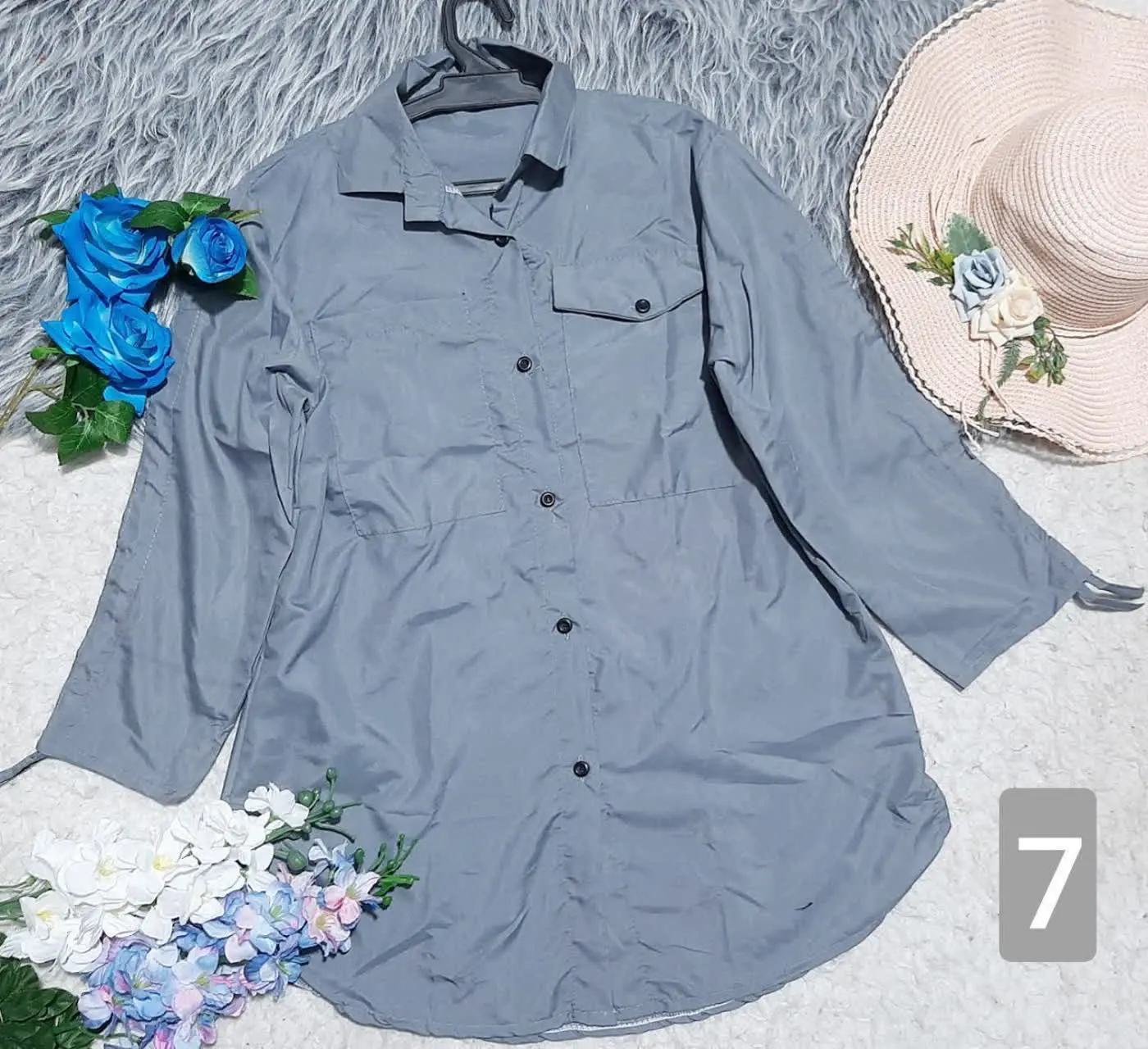 نام: شومیز مانتویی داکرون آستین گت دار
