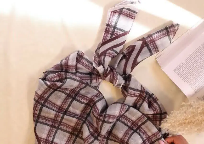 . وبه هیچ عنوان سرنیست
