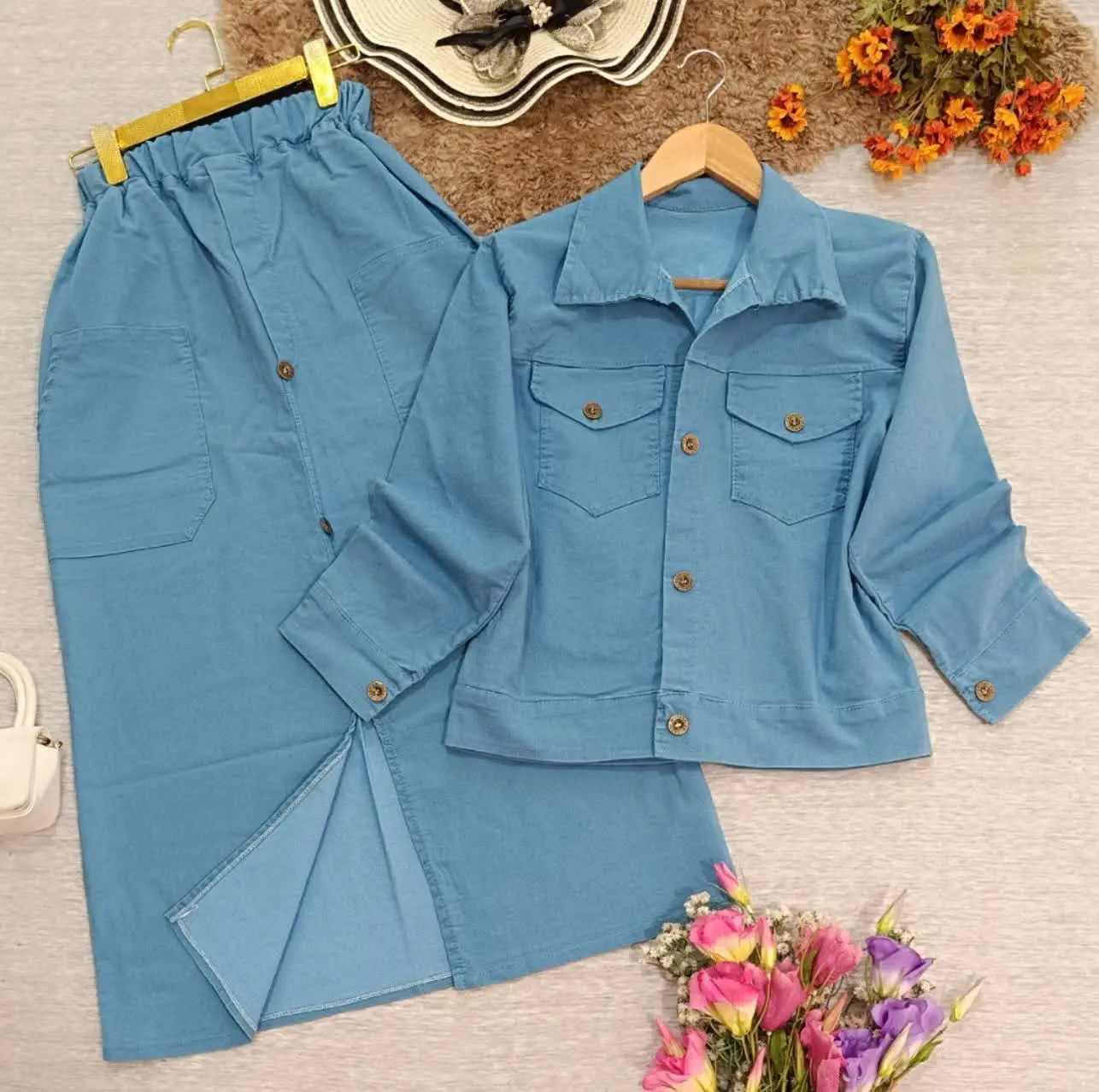 ☀️نام: کت و دامن
