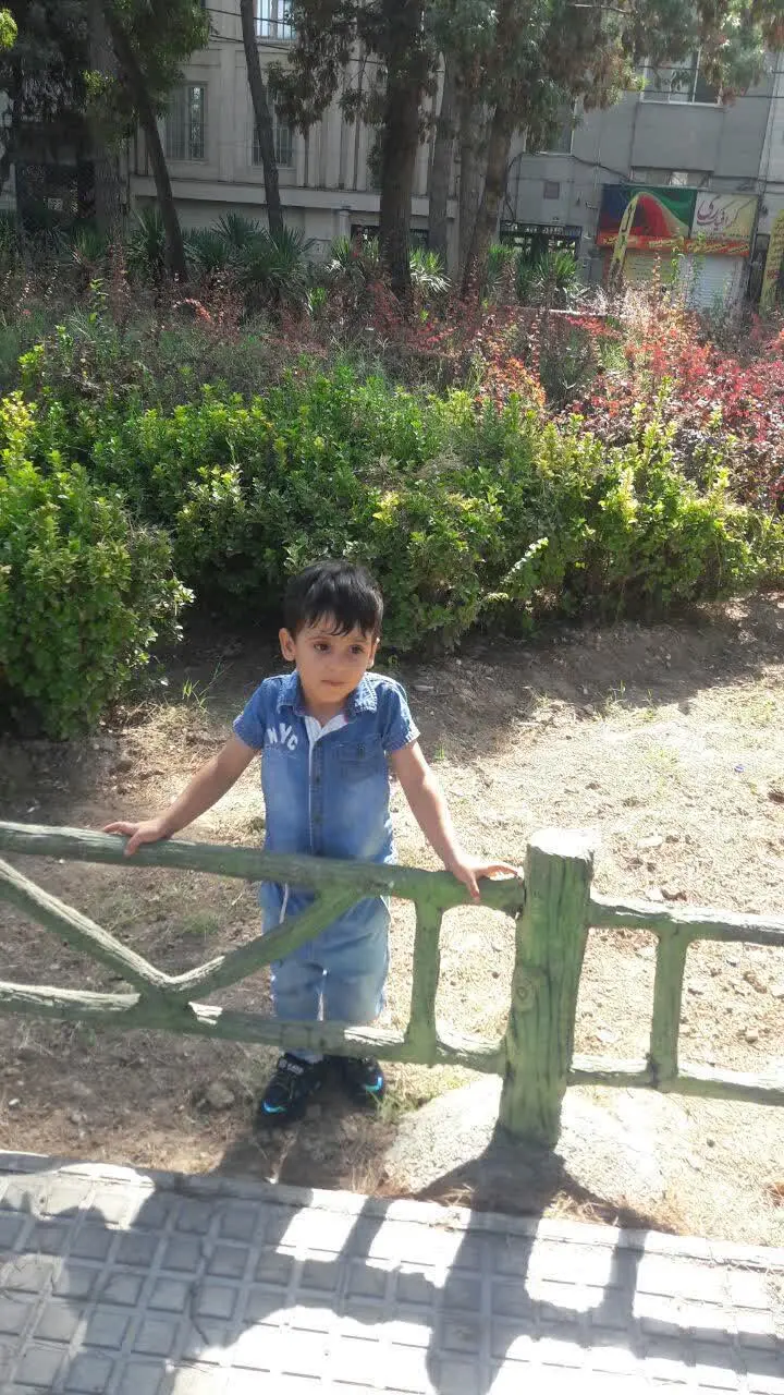 نام شرکت کننده: مهدی مهرآبادی
