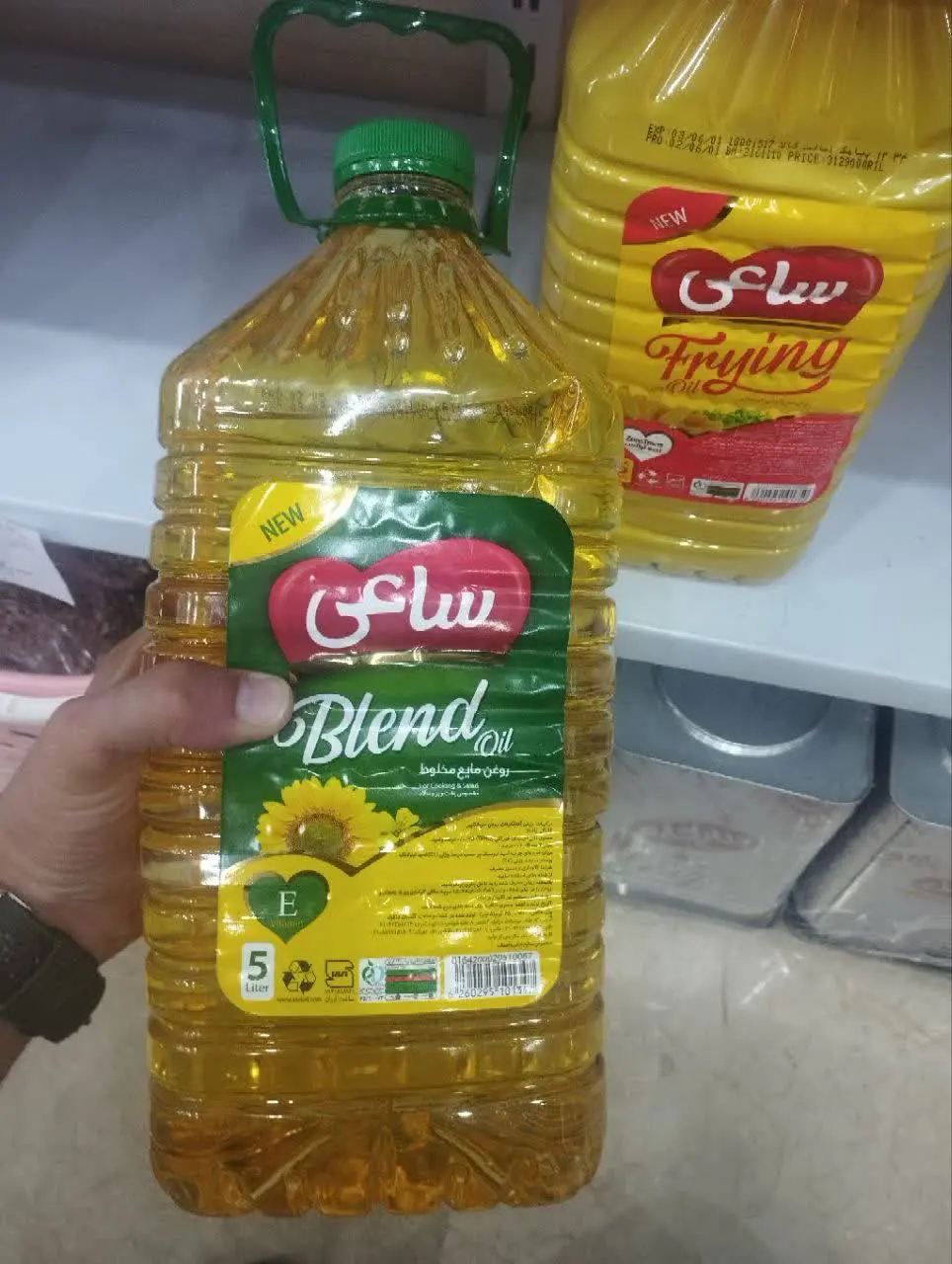 👈 روغن ۵ لیتری ساعی پخت و پز
