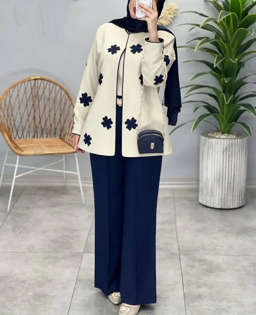 کت و شلوار ندا