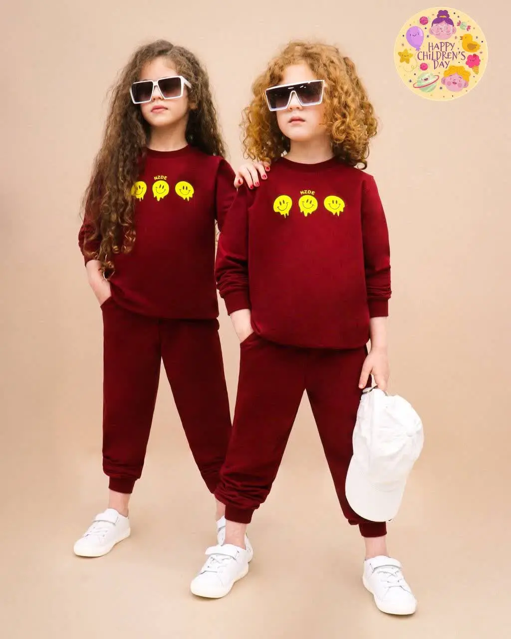 👦🏻👧🏻 بلوز شلوار emoji کد ۲۱۴۲۹
