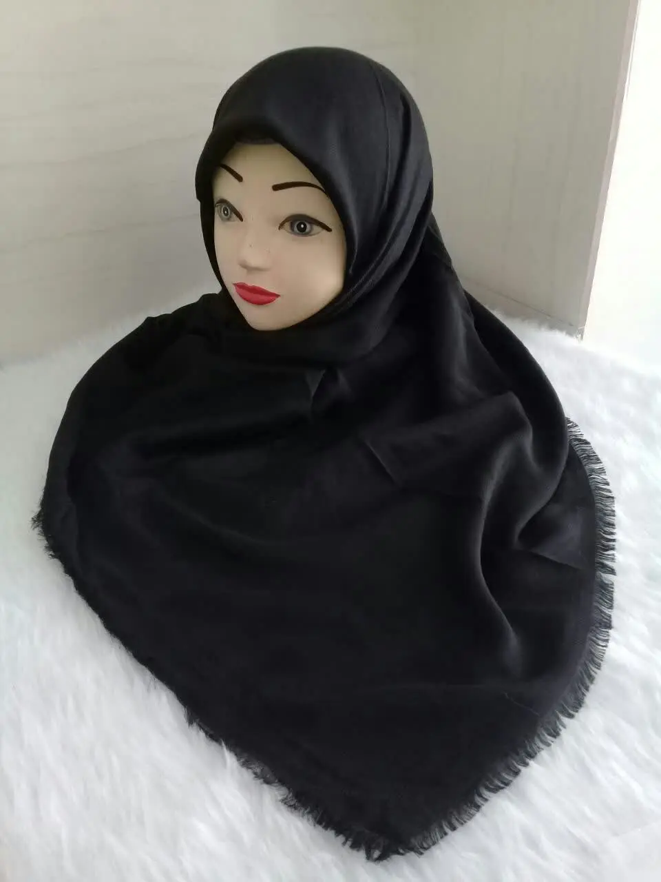 روسری نخی چهارفصل طرح دار 
