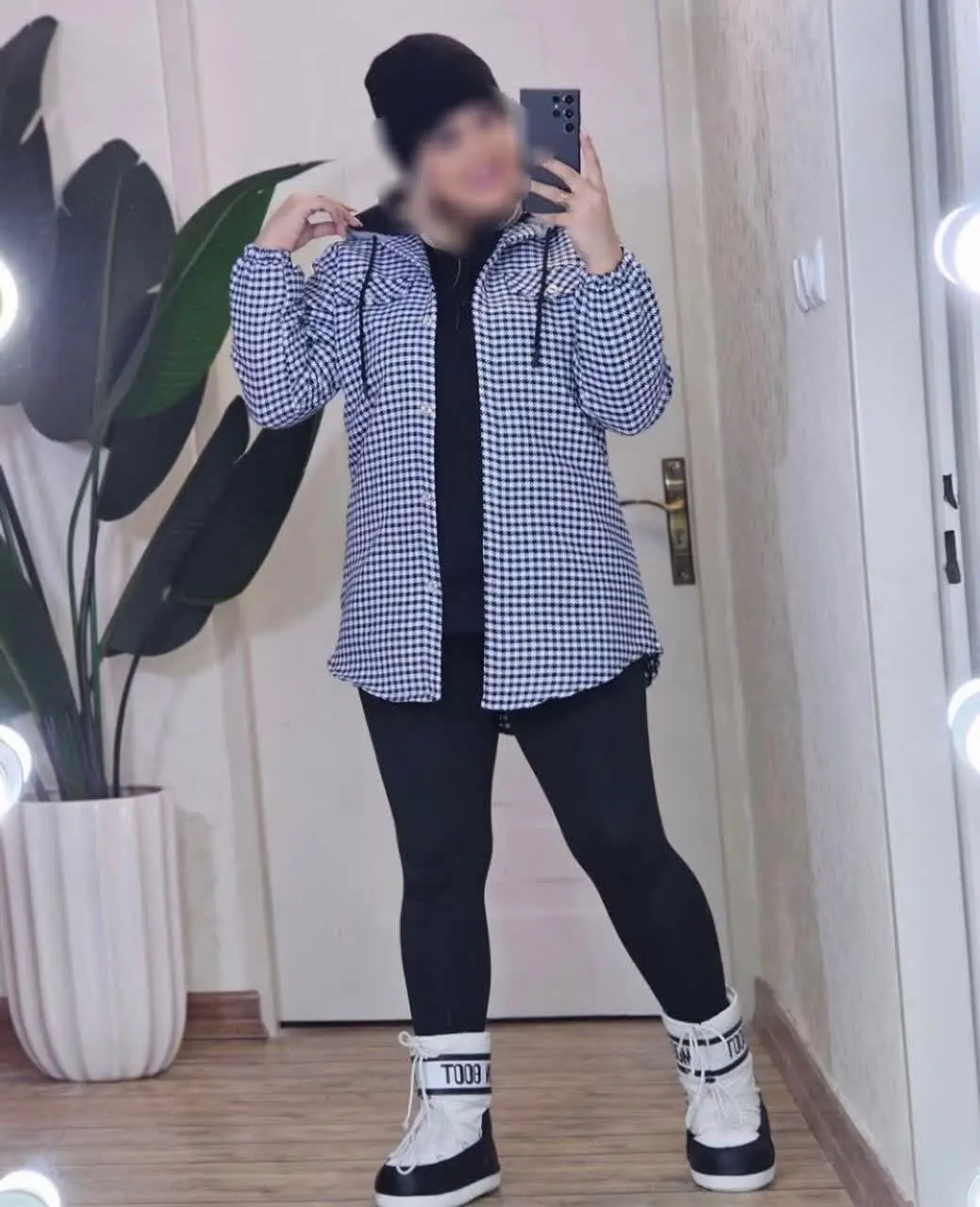 نام: مانتو چهار خونه پشمی ۲۰
