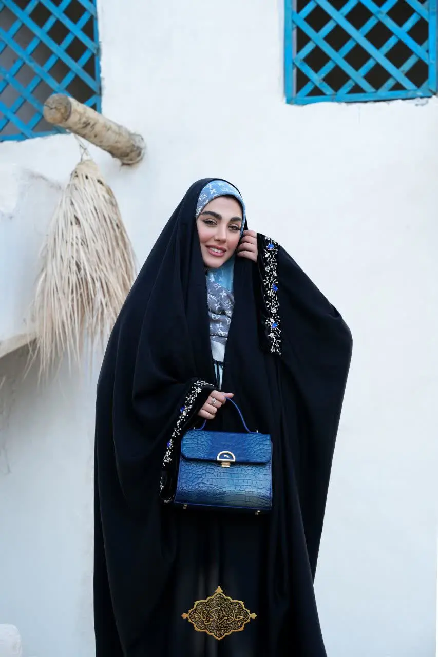 🌟 مدل: چادر جده یاسمین جواهر دوزی گیسوم 
