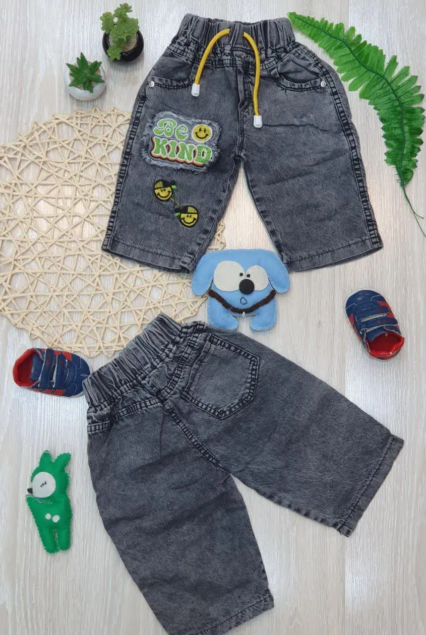 👖شلوارک استیکر تیکه دوزی 
