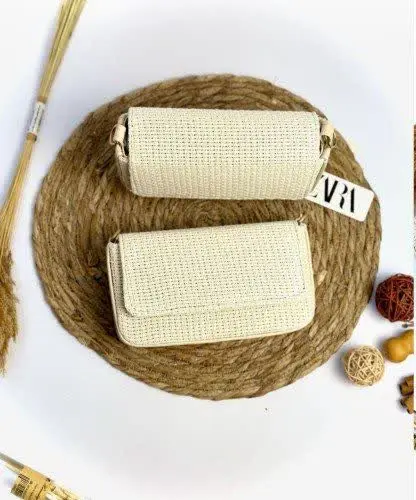 #۲۴۰
