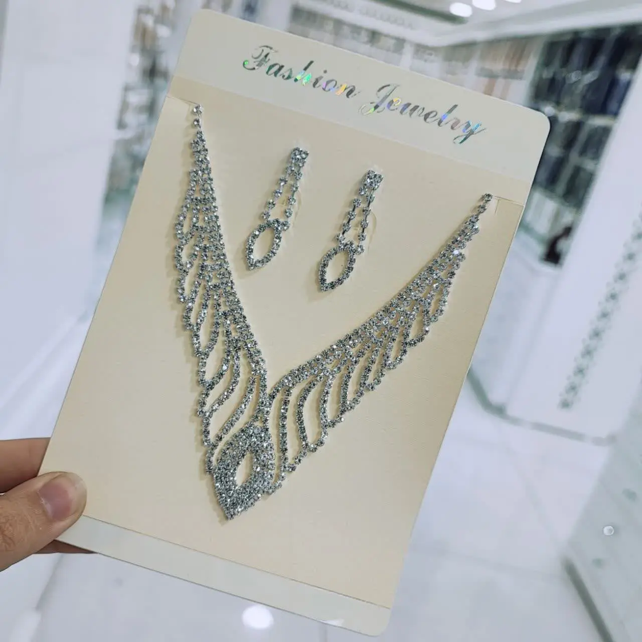 #نیمست جواهری فول نگین 
