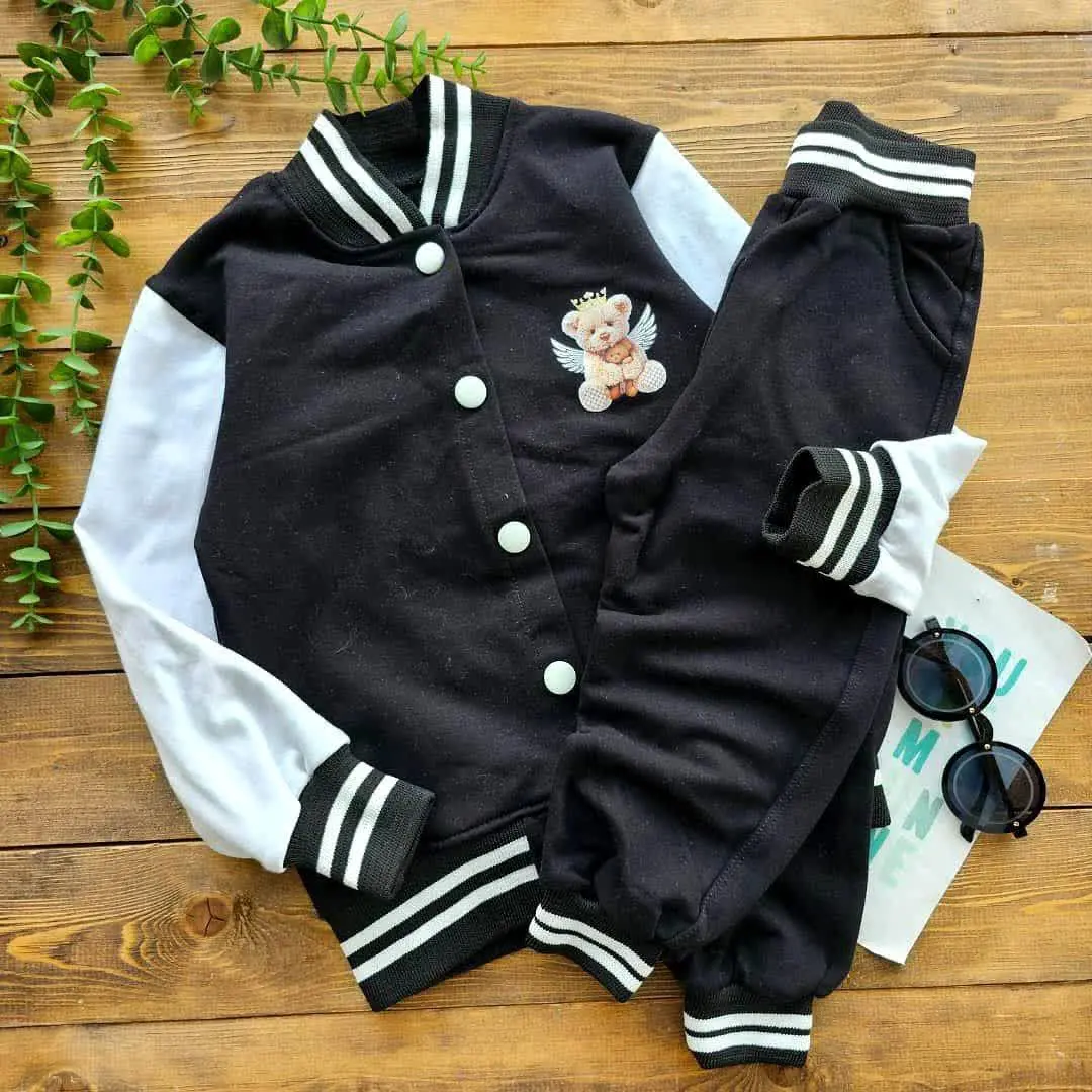 کپشن حاوی بمب پاییزه است
