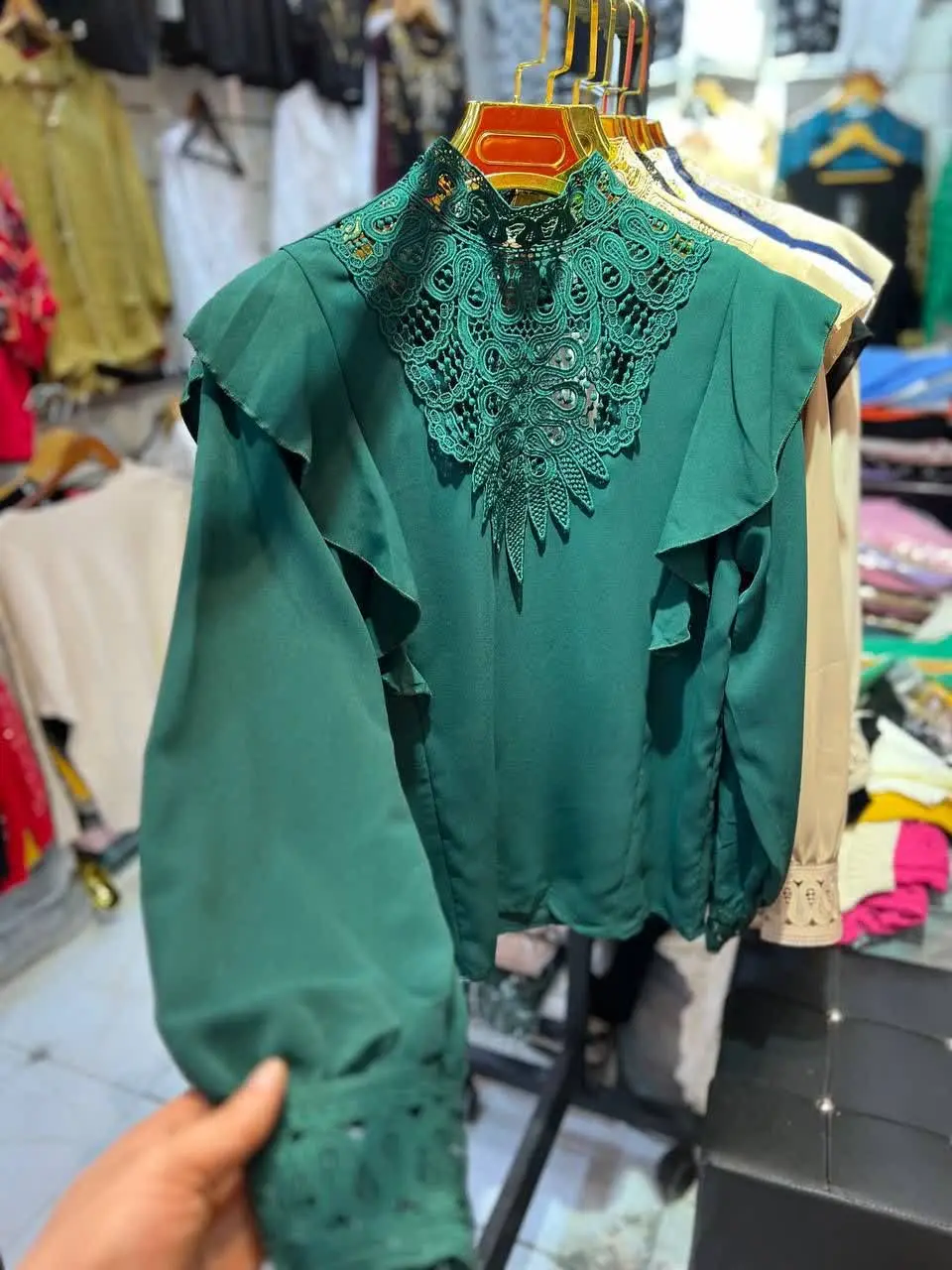 شومیز مجلسی یقه گیپور
