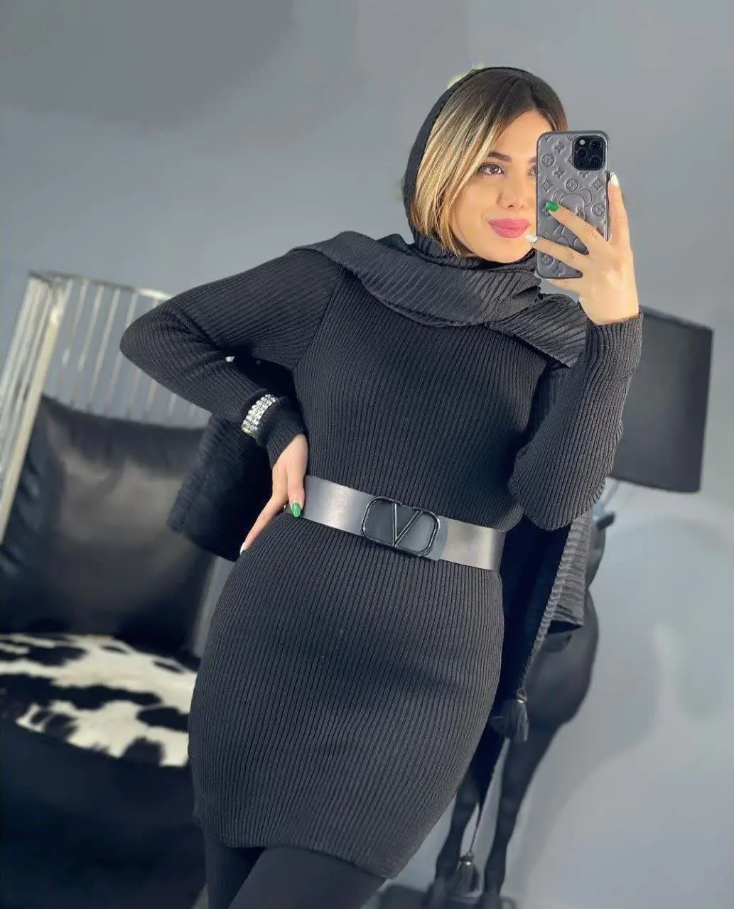 نام: گپ زیر مانتویی یقه گرد
