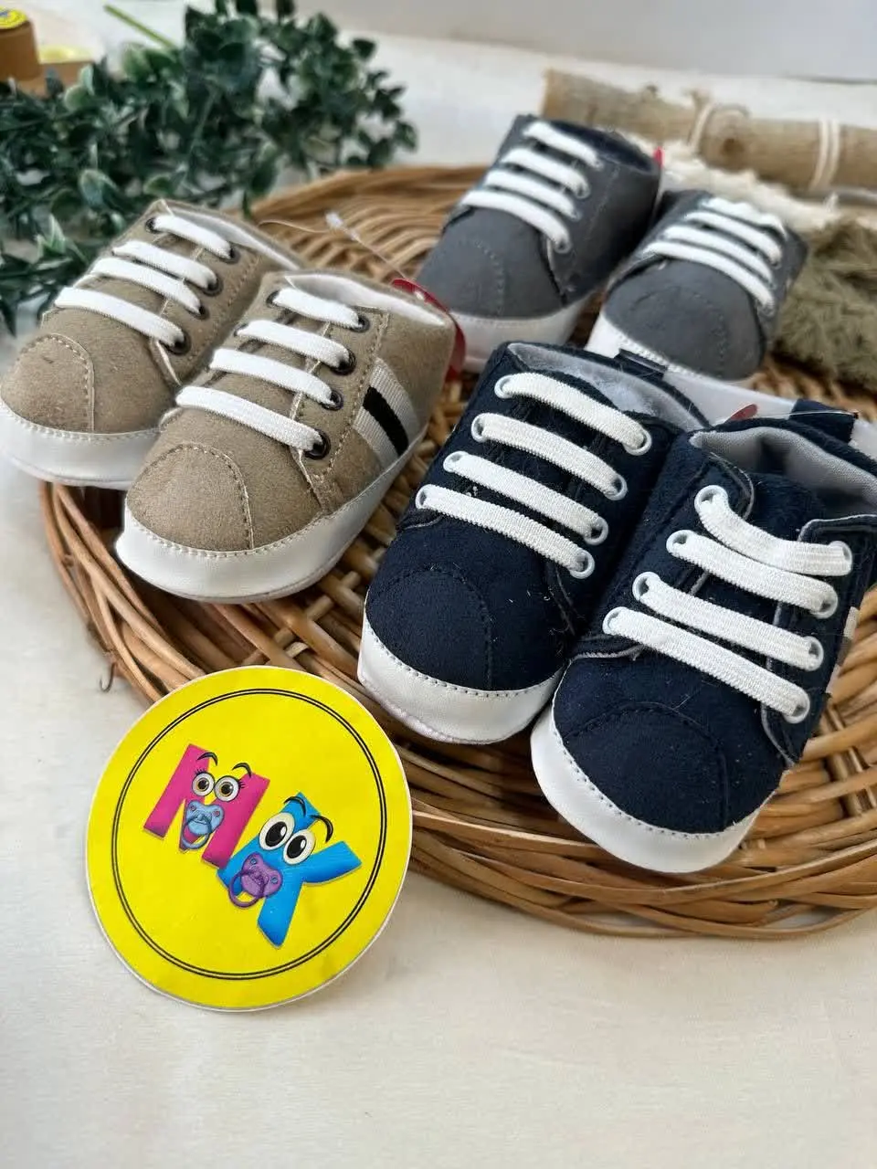 پاپوش رویه مخمل بندی کد ۷۲۰۰۷ نوزادی و کودک 
