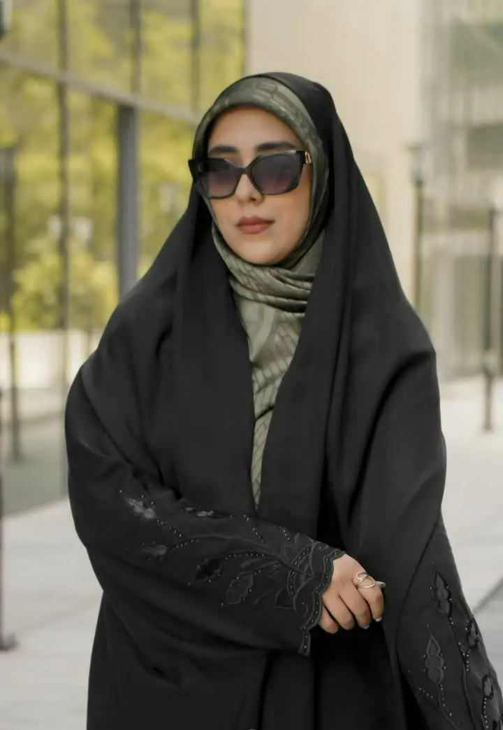 چادر دانشجویی گلدوزی ساناز
