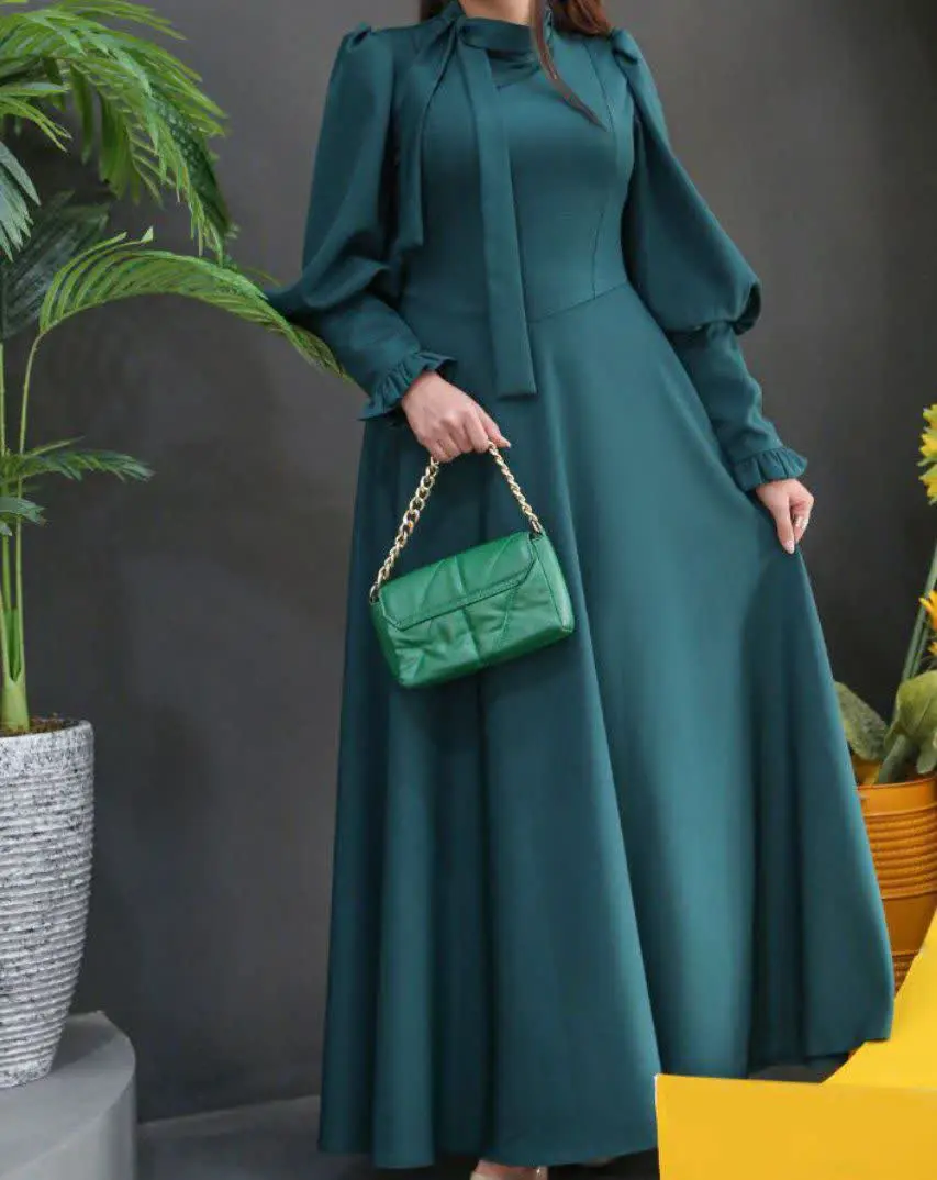 پیراهن طرح پارمیس — تصویر محصول در تاپ هشتگ