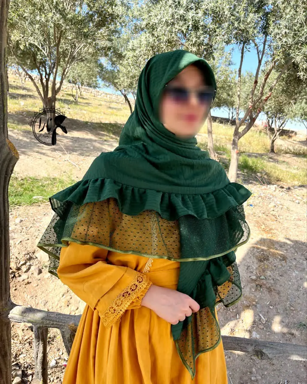سبز مدل دو چین تور خالخالی لبه😍👌
