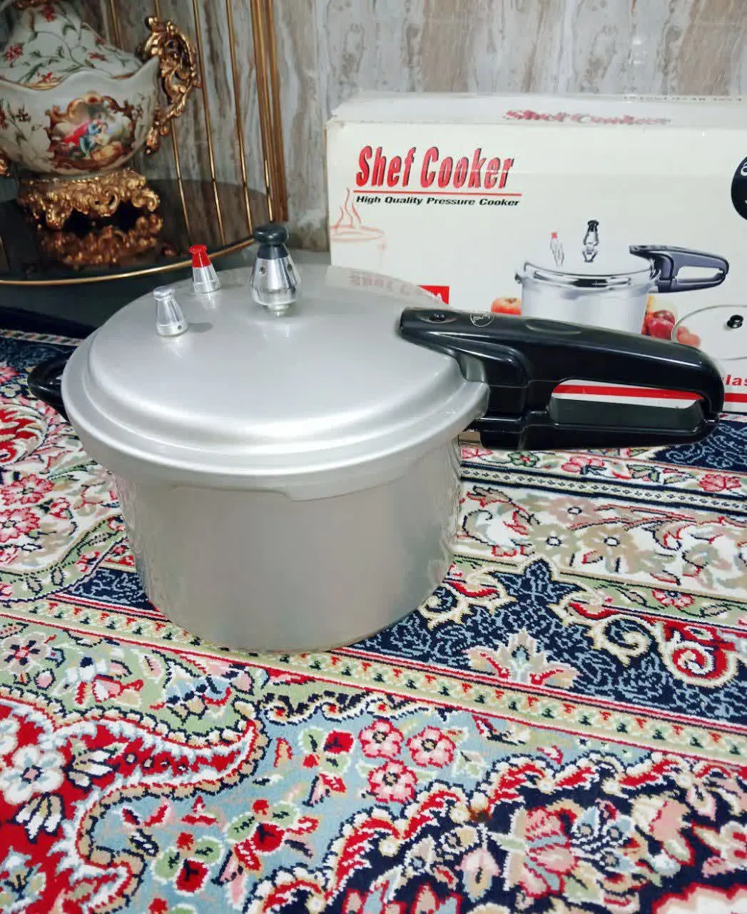 زودپز خارجی لاوسونگ، اک و نو با کارتن کره‌ای اصل همراه سبد بخار پز و لاستیک درب یدک 

