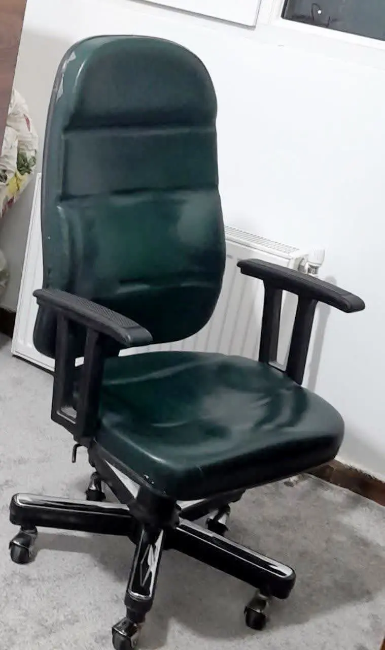 صندلی اداری 
