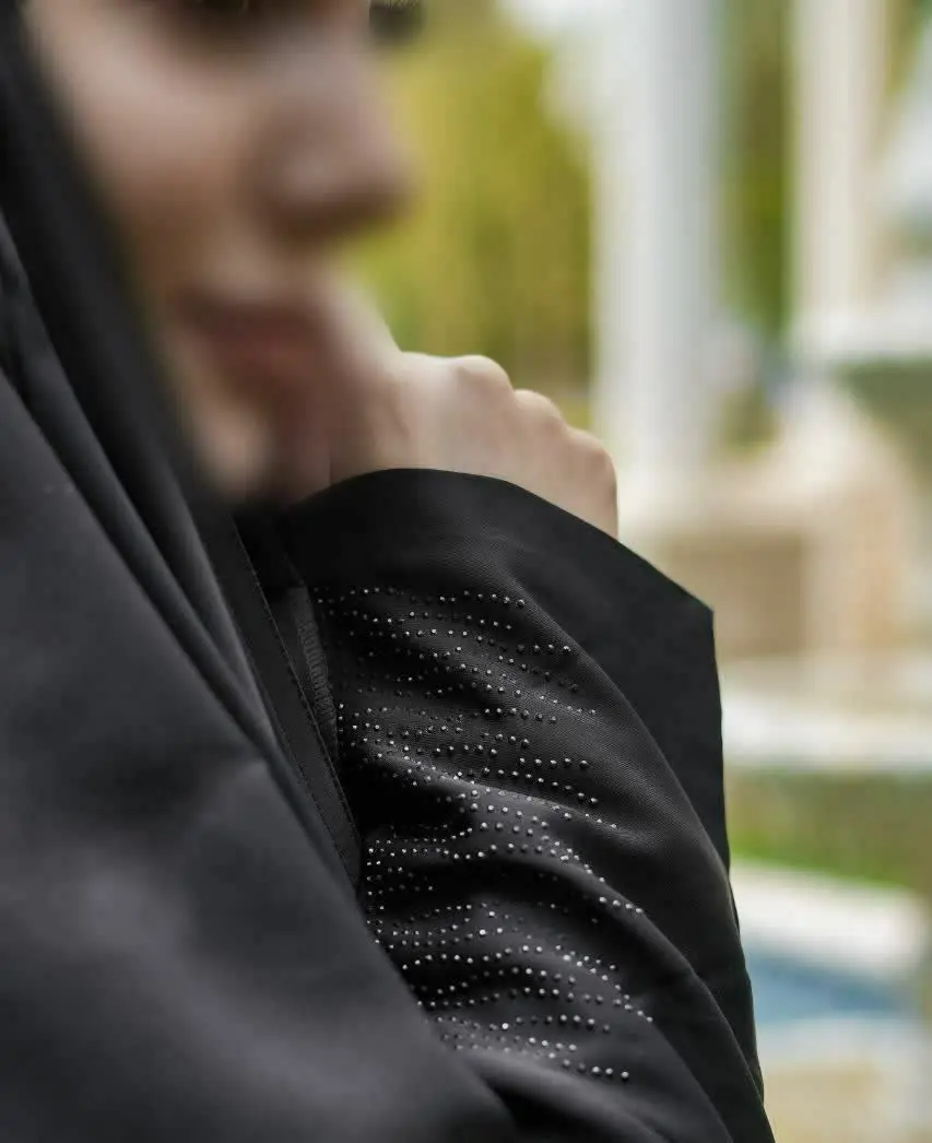 ⚫️نام مدل چادر: بحرینی/بیروتی (نگینی) 
