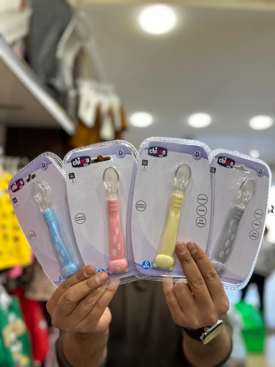 قاشق سر سیلیکونی کوچک چیکوبیبی کد ۵۰۱ (Chicco Baby) نوزادی و کودک کد ۴۶۰۰۴ 
