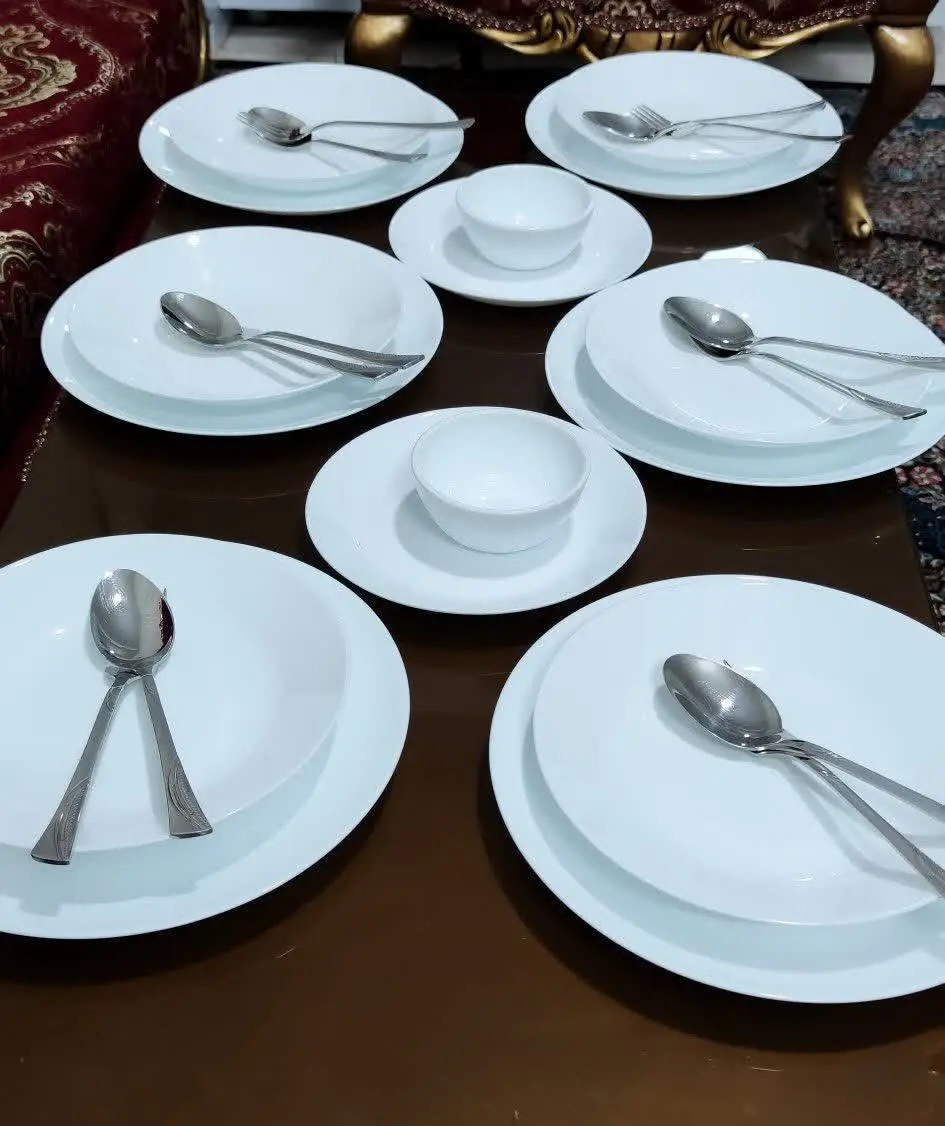 سرویس ساده ۱۲نفره آرکوپال سفید ساده پشت شیار دار
