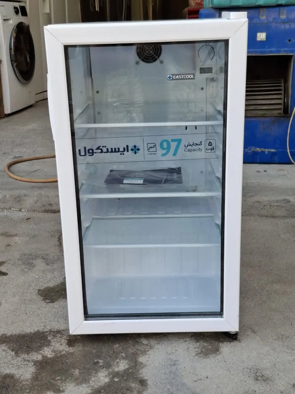 یخچال ۵ فوت ایستکول در حد آکبند دارای برگه گارانتی و کارتون

