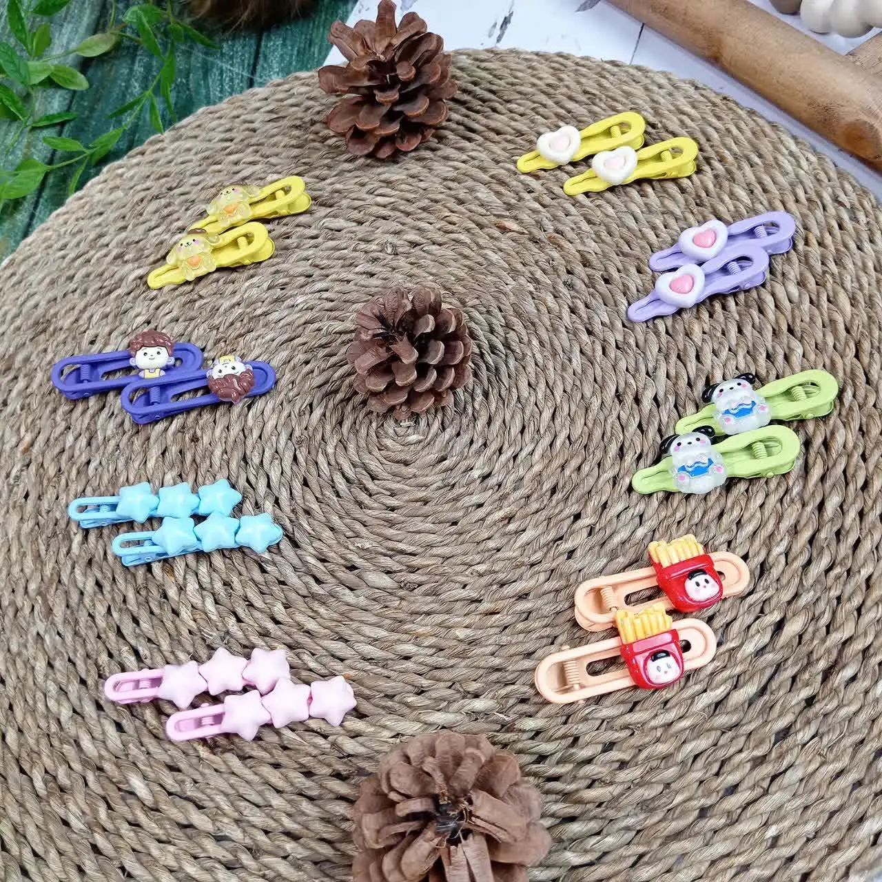 گیره مو عروسکی – کد ۵۸۲۴
