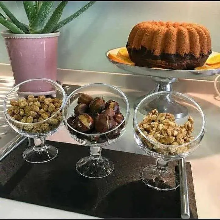 ظرف مدل کج پایه دار ترک
