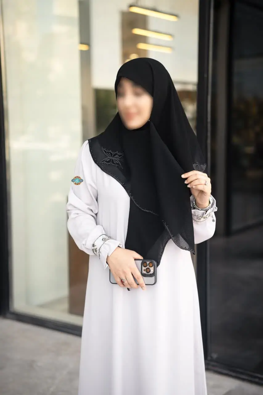 روسری گلدوزی کد۲۰۶