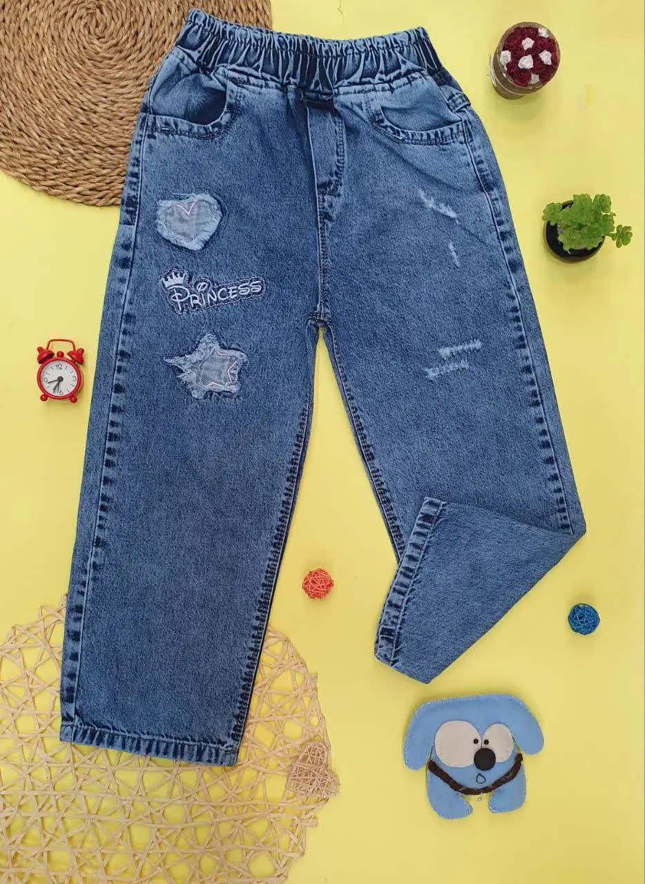 👖شلوار لی گلدوزی قلب و ستاره 
