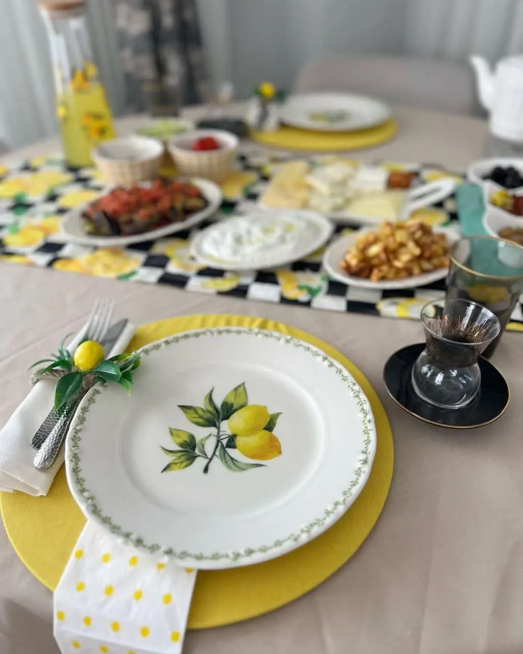 بشقاب پلوخوری لب طلایی لیمو🍋🍋
