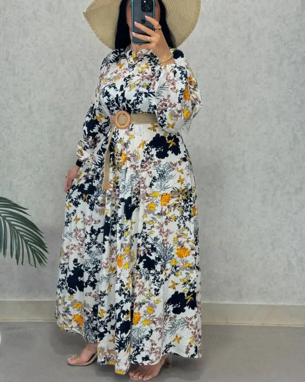 قد این پیراهن و میزان کلوش بودن دامن با هیچ مدلی قابل قیاس نیست 👌🥰
