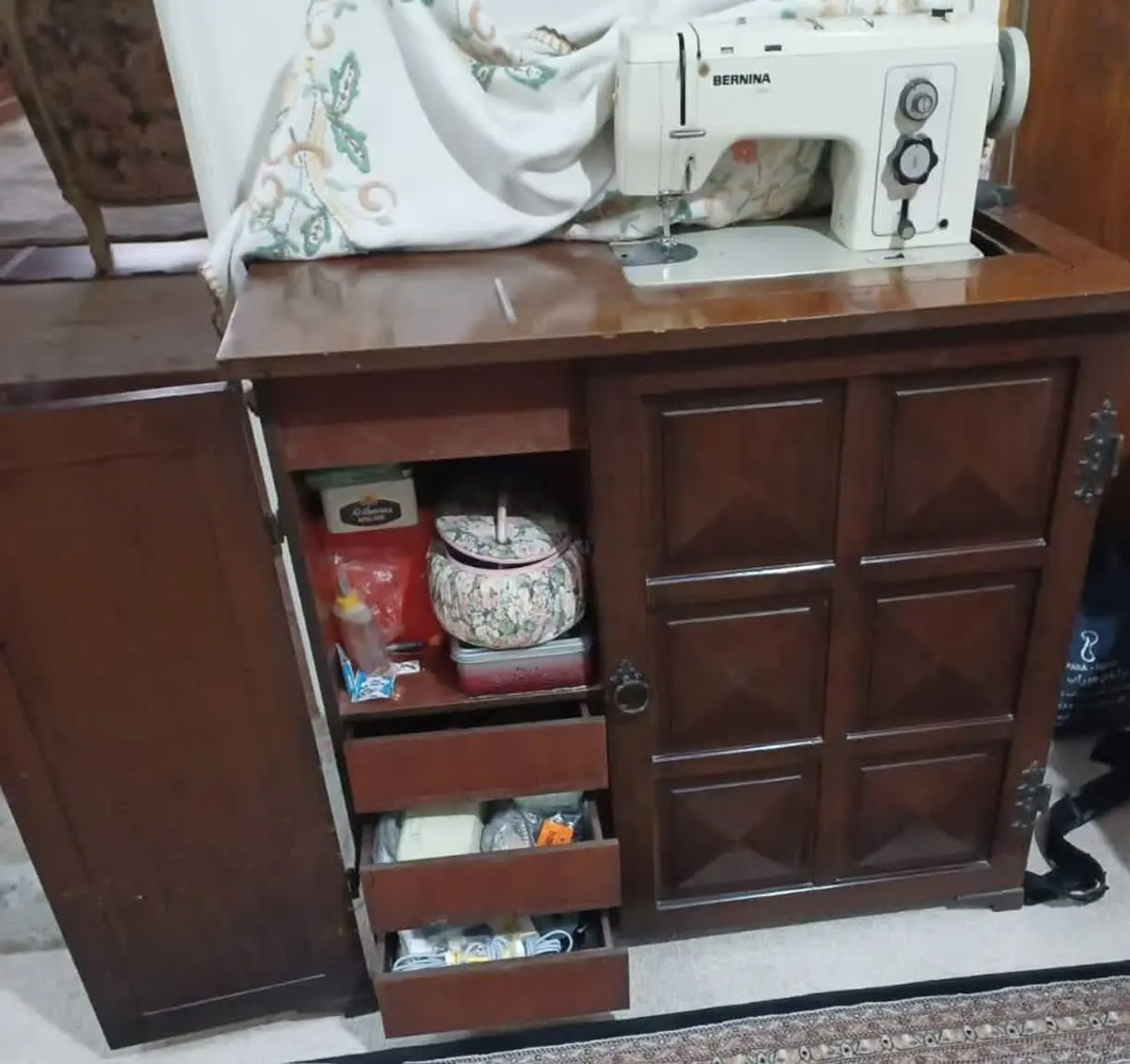 چرخ خیاطی و گلدوزی برنینا
