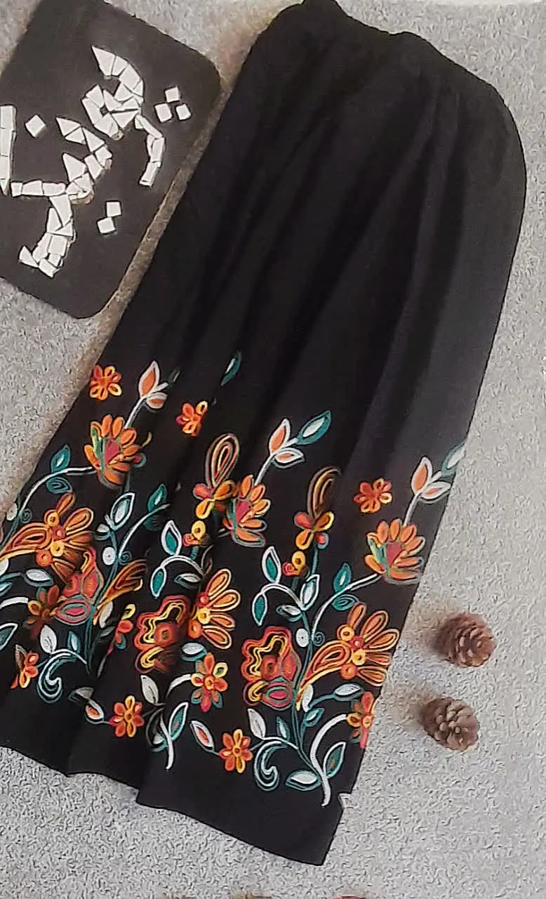 دامن نخی حاشیه دار
