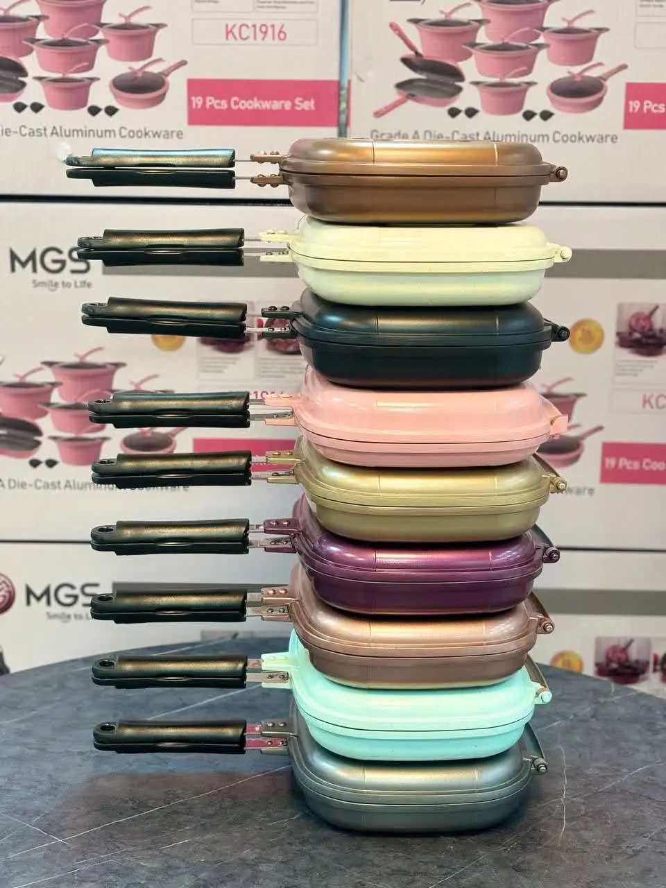 سرویس قابلمه‌های ۱۹ پارچه طرح کره‌ای cام جی اس (MGS) با کیفیت عالی در ۹ رنگ زیبا و جذاب 
