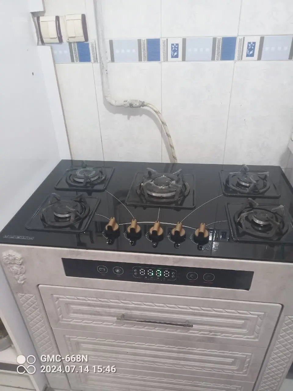☑️گاز کابینت دار سالم 

